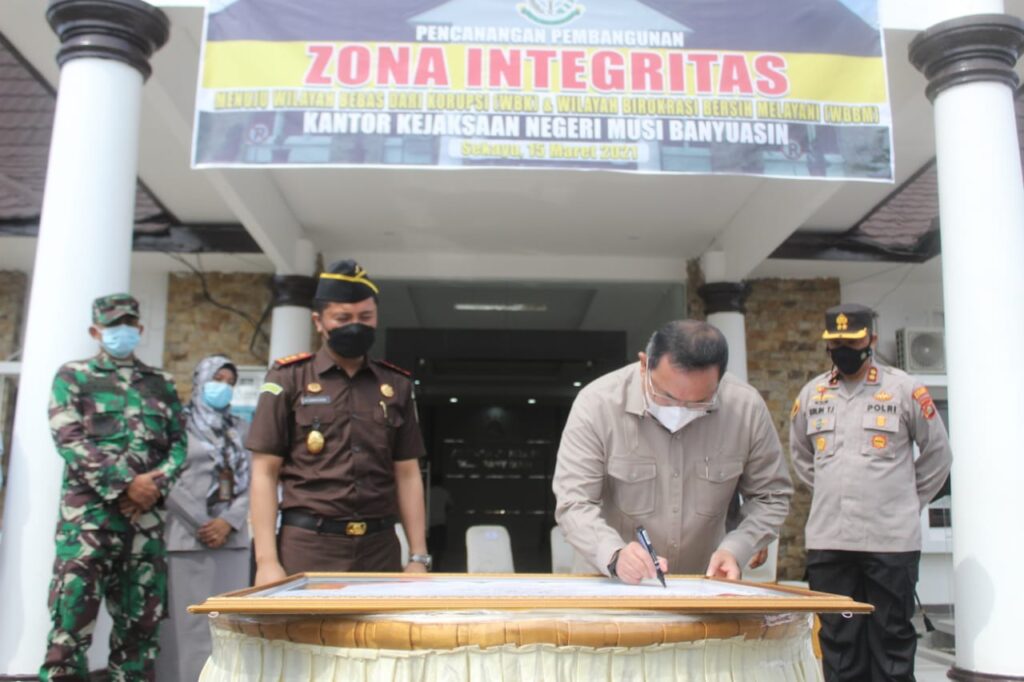 WhatsApp Image 2021-03-14 at 23.34.05(2)