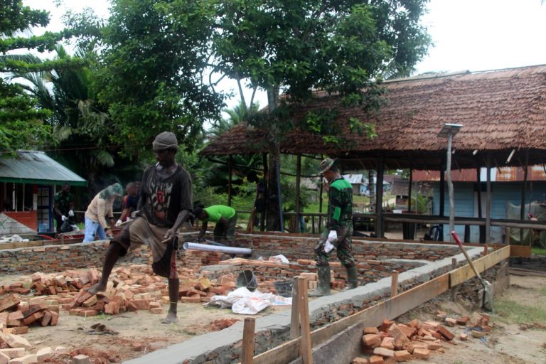 photo6224292989803540169