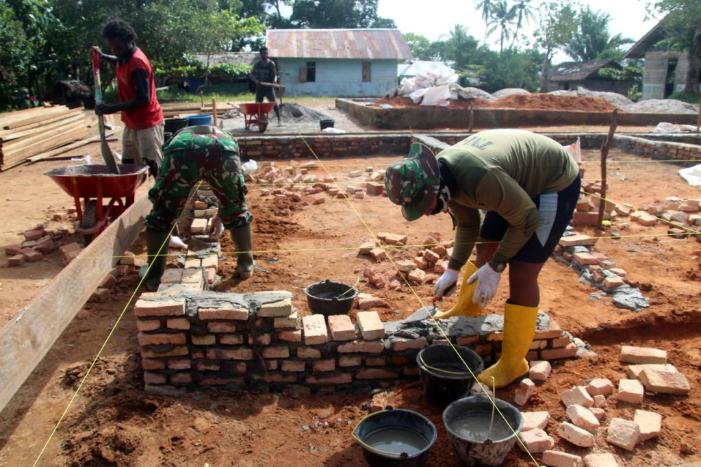 photo6224292989803540170