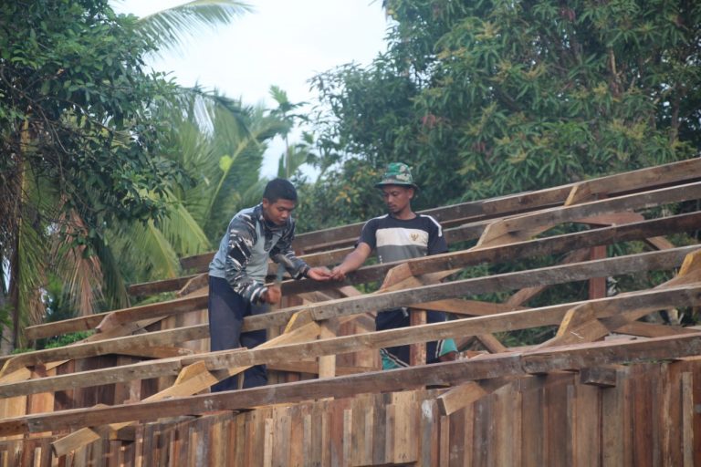 photo6249190515786493492