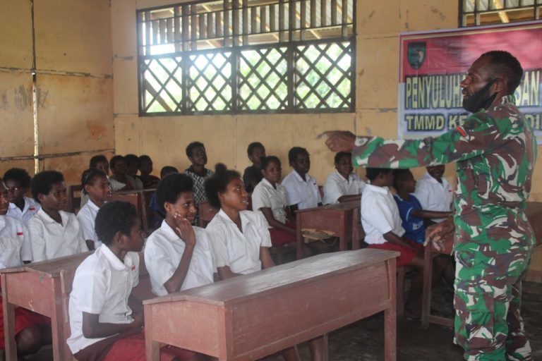 photo6251255016371367279