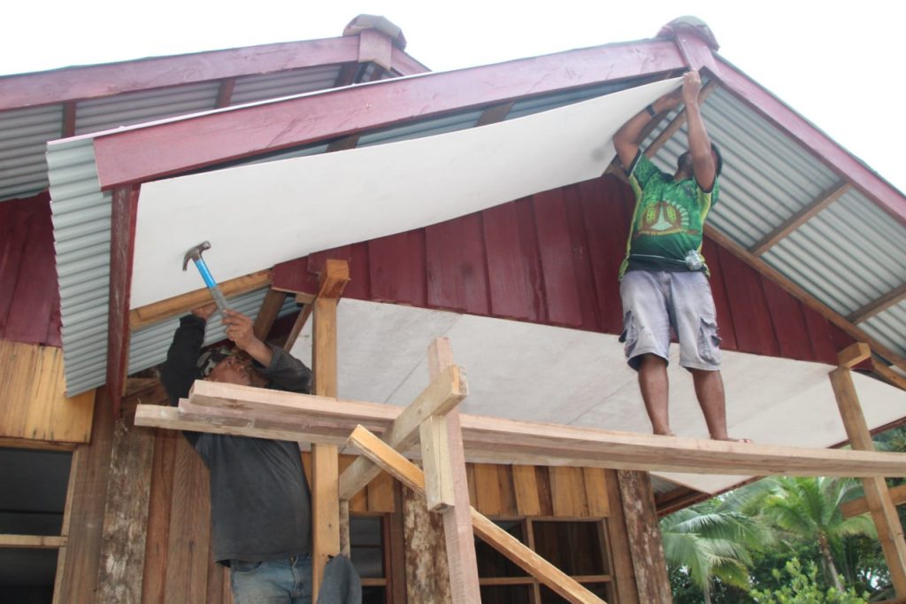 photo6260030167133040095