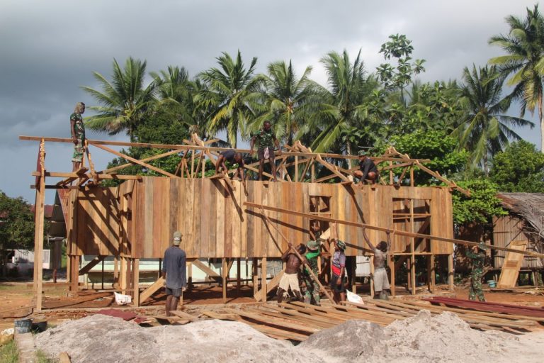 photo6262446026107497889