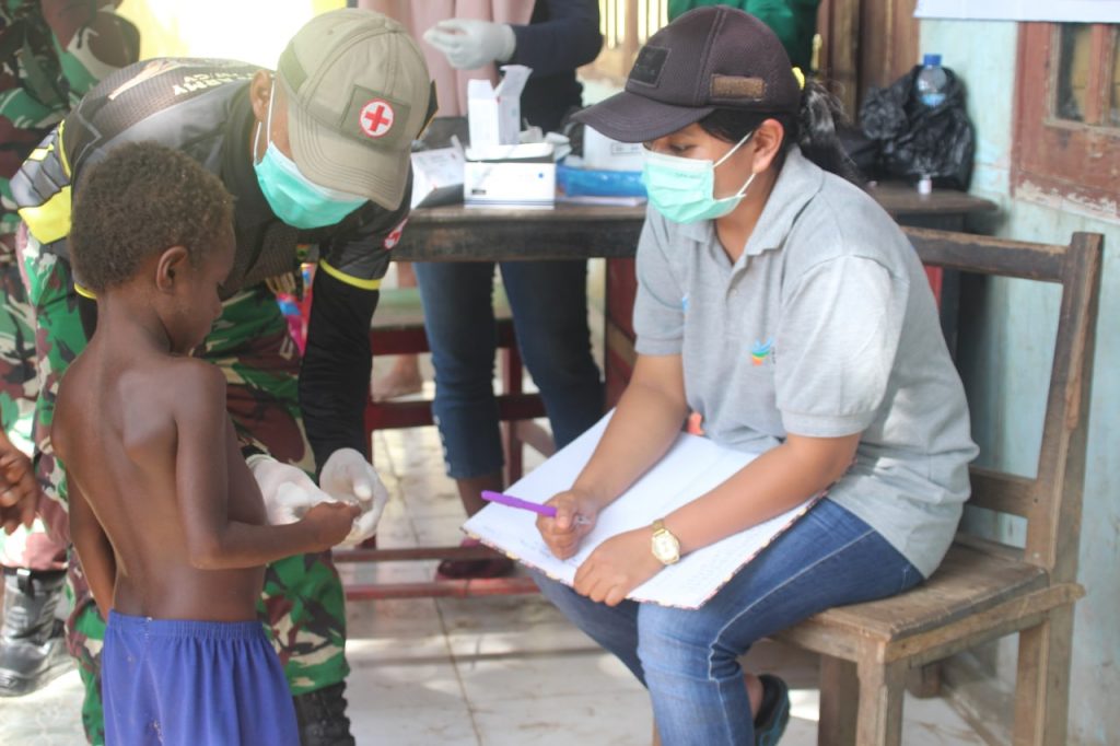 photo6262446026107497893