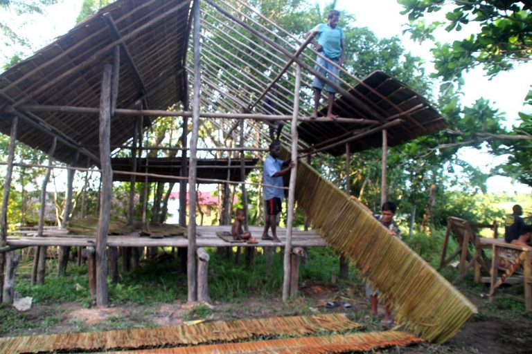 photo6271747907363384961