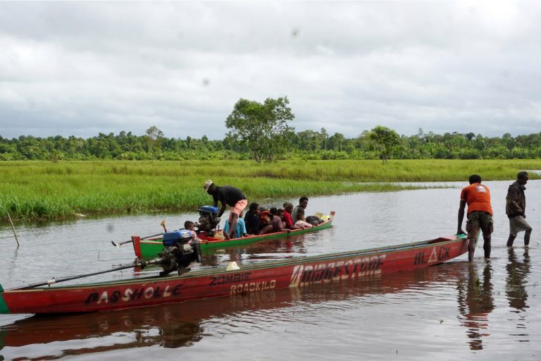 photo6278123159249072061