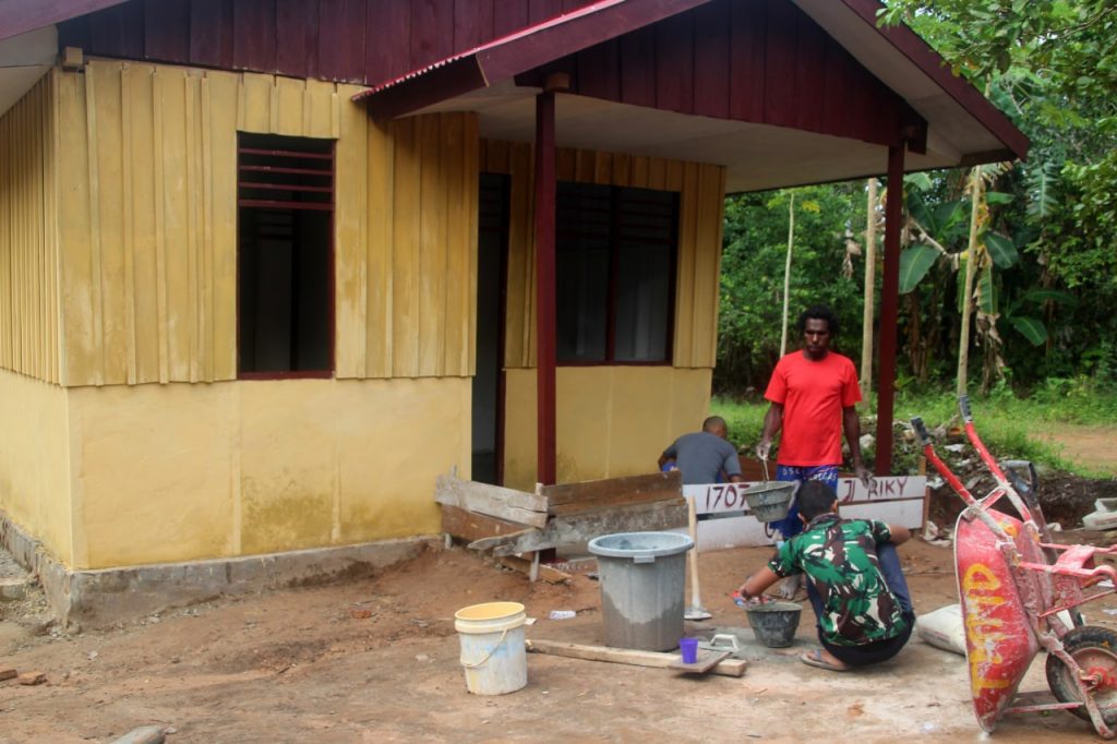 photo6278123159249072062