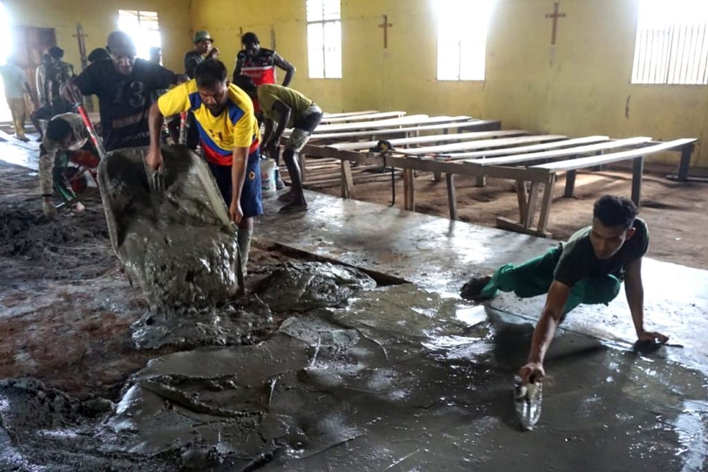 photo6280595050366873489