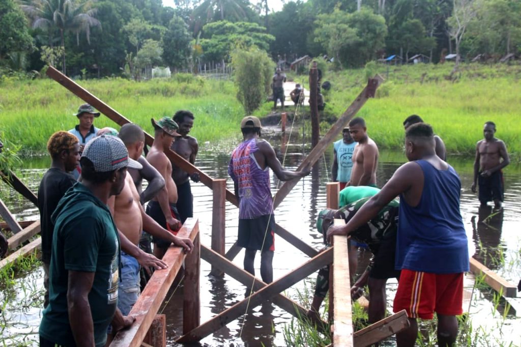 photo6282650965312122111