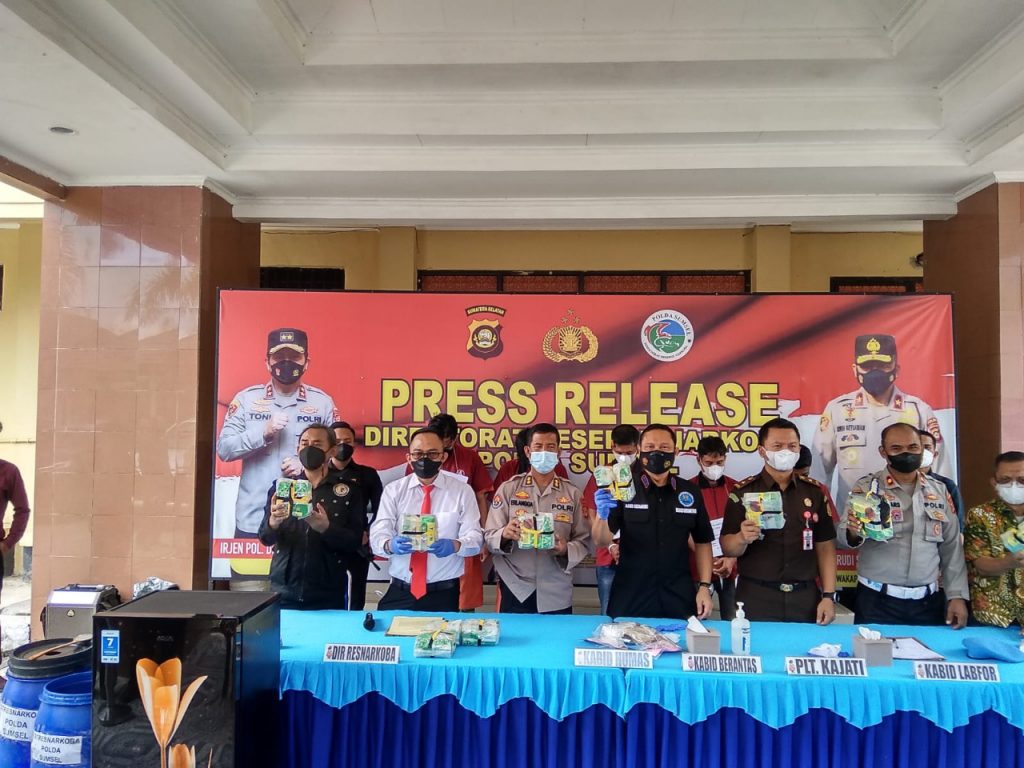 WhatsApp Image 2022-04-15 at 23.44.54(1)