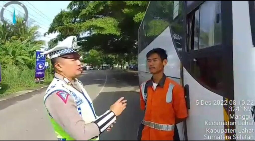 WhatsApp Image 2022-12-05 at 23.54.16