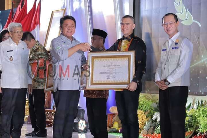 WhatsApp Image 2023-04-14 at 00.05.25