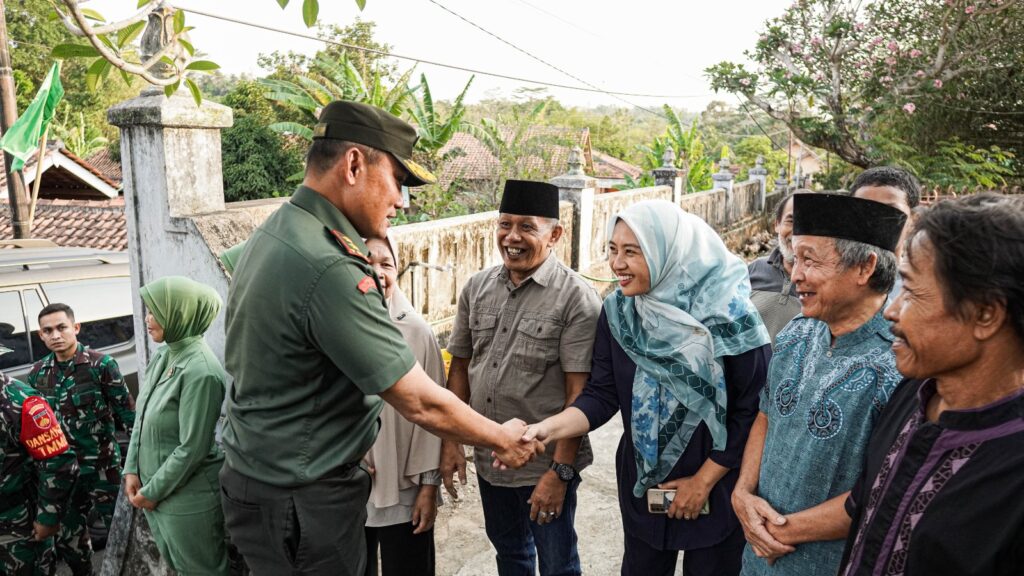 WhatsApp Image 2023-10-12 at 13.37.02