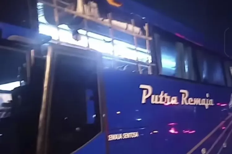 A684D545-5D37-486F-B548-932E392EA640-388121723