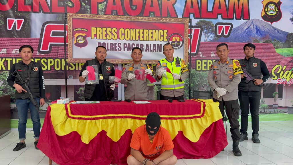 WhatsApp Image 2024-04-09 at 05.04.06 (1)