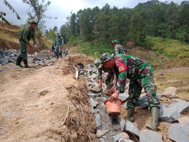 WhatsApp Image 2024-10-03 at 11.00.59 (1)