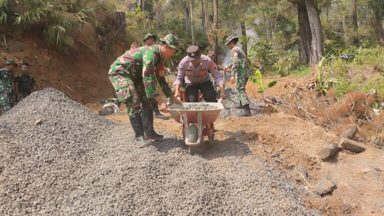 WhatsApp Image 2024-10-05 at 12.06.37 (2)