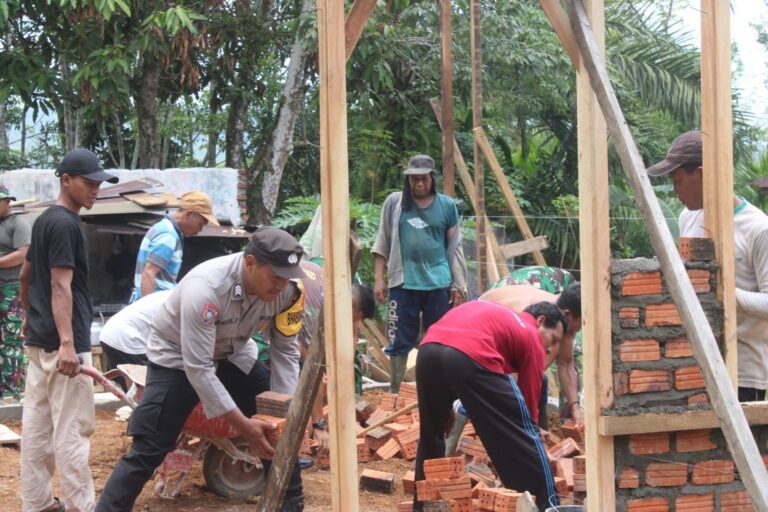 WhatsApp Image 2024-10-08 at 11.55.26 (2)