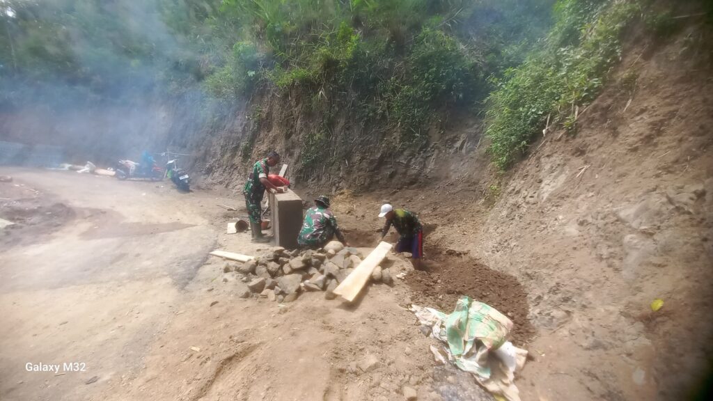 WhatsApp Image 2024-10-20 at 11.59.14 (2)