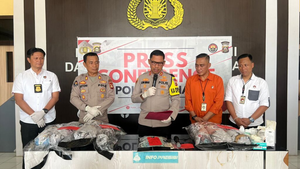 WhatsApp Image 2025-02-13 at 13.04.08 (1)