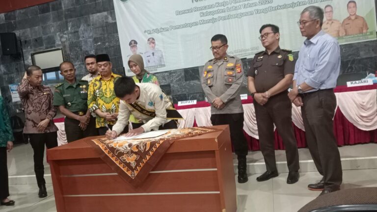 WhatsApp Image 2025-03-06 at 22.25.31 (1)