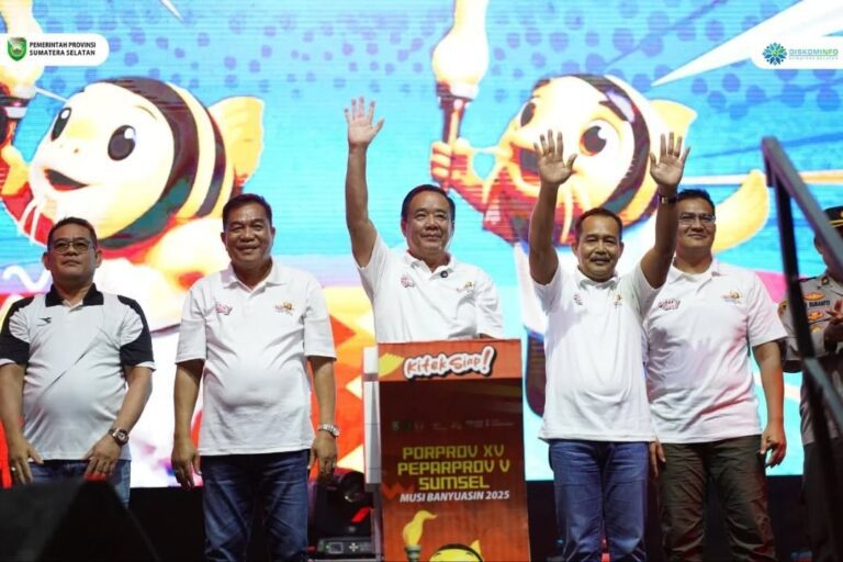 32dzMuUN6snhjzYoAPgOZyP4yyifsCPlFUrn4eku