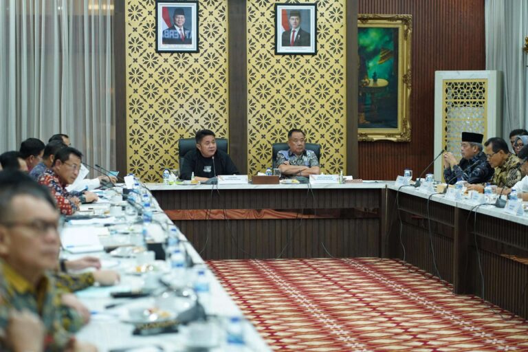 81c93da75c1c4f9063f5f73bdbfb9fda