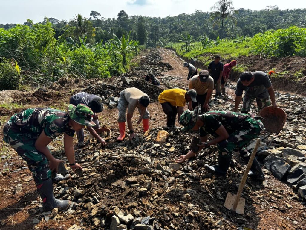 WhatsApp Image 2025-10-17 at 10.52.41 (1)