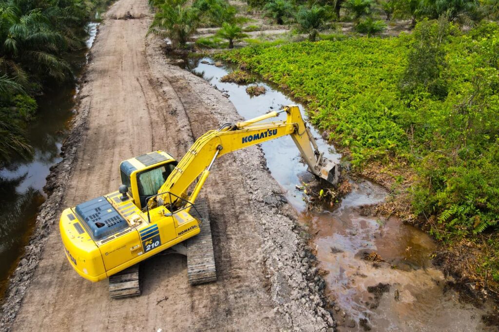 WhatsApp Image 2025-10-17 at 12.15.32 (1)