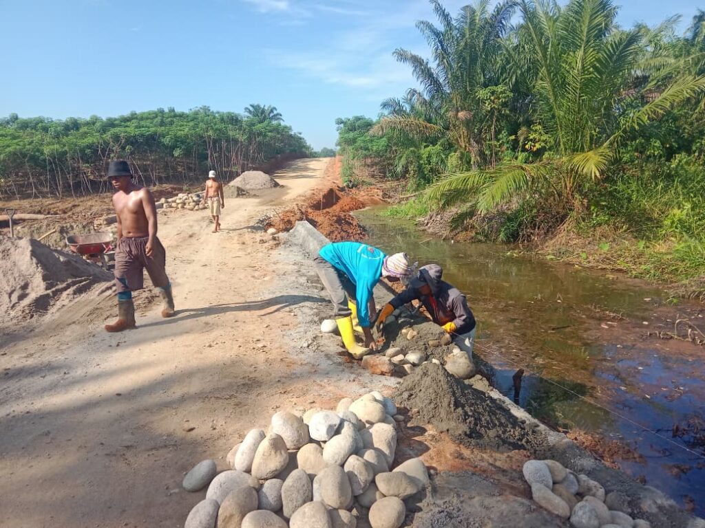 WhatsApp Image 2025-10-31 at 23.20.54 (1)