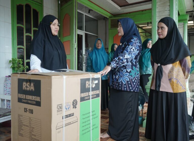 WhatsApp Image 2025-12-02 at 18.31.38